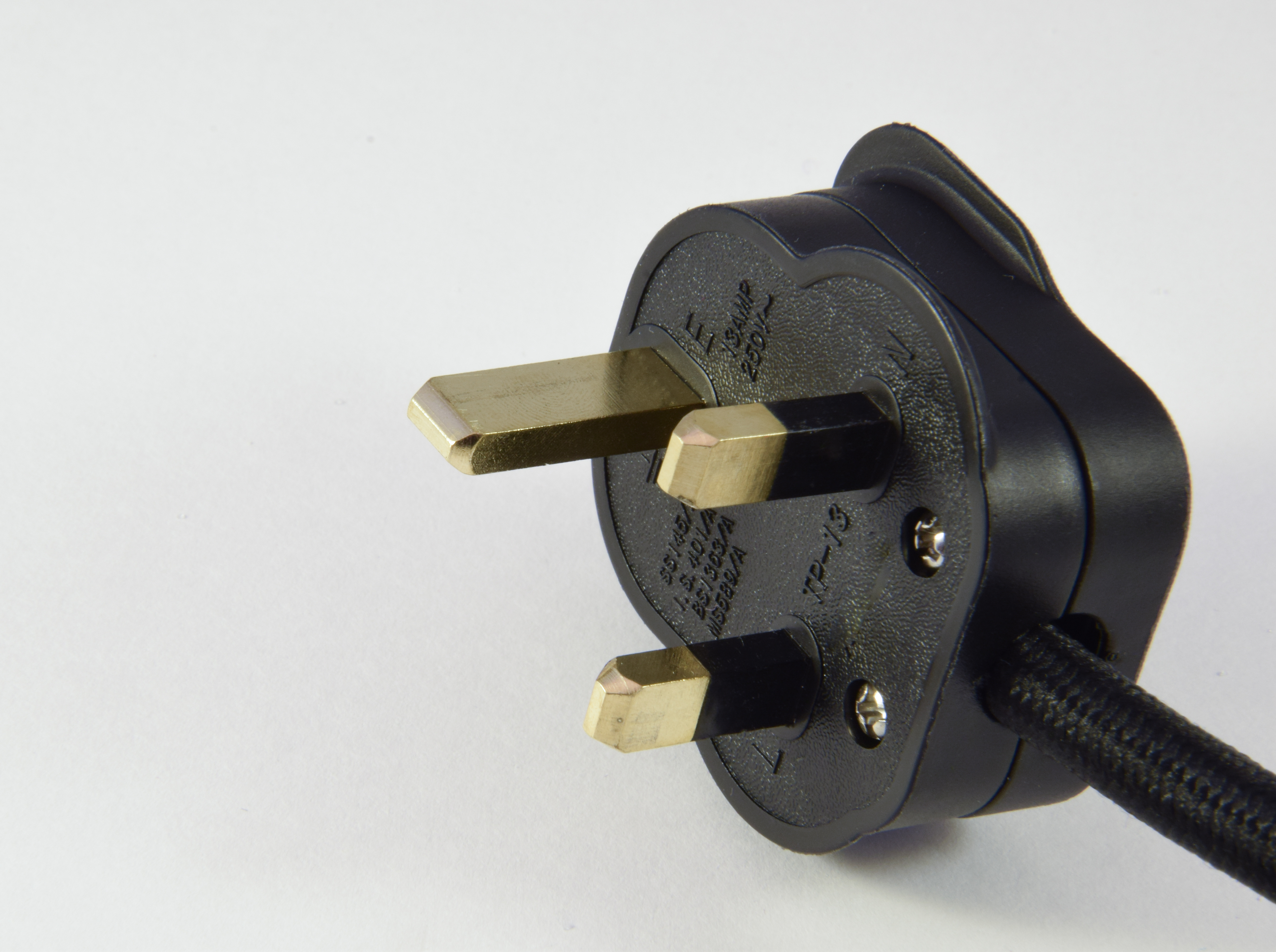 Wiring a Plug